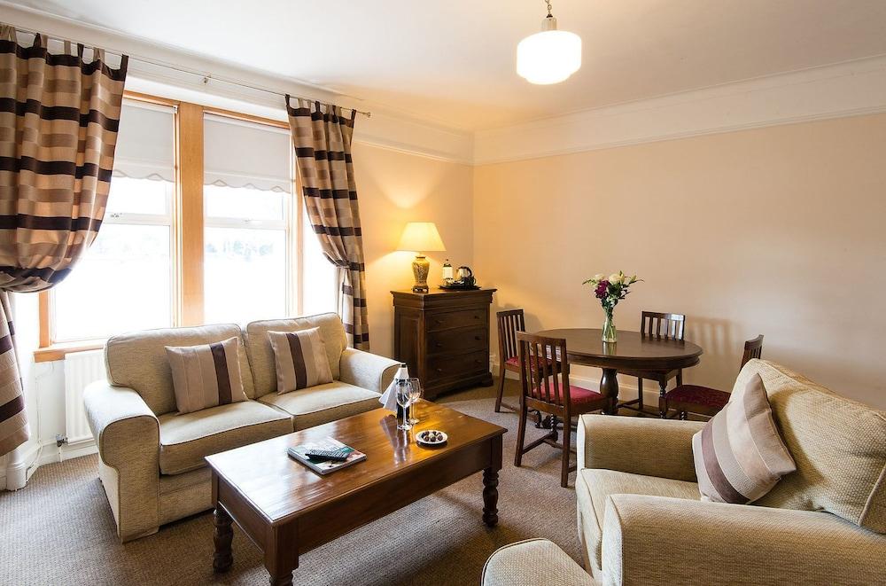 אינברנס The Glen Mhor Apartments מראה חיצוני תמונה
