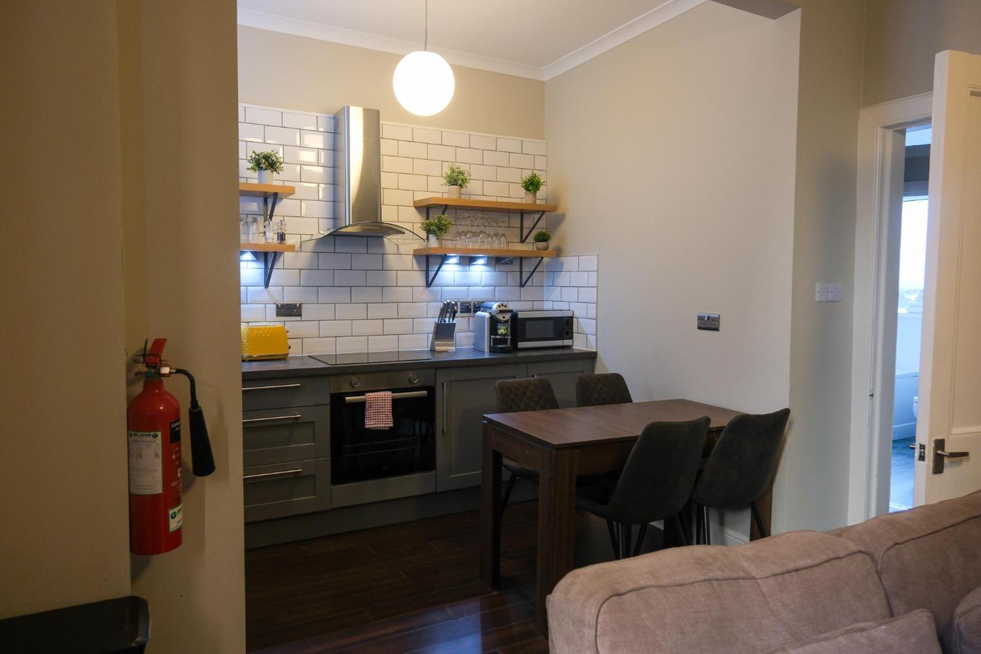 אינברנס The Glen Mhor Apartments מראה חיצוני תמונה