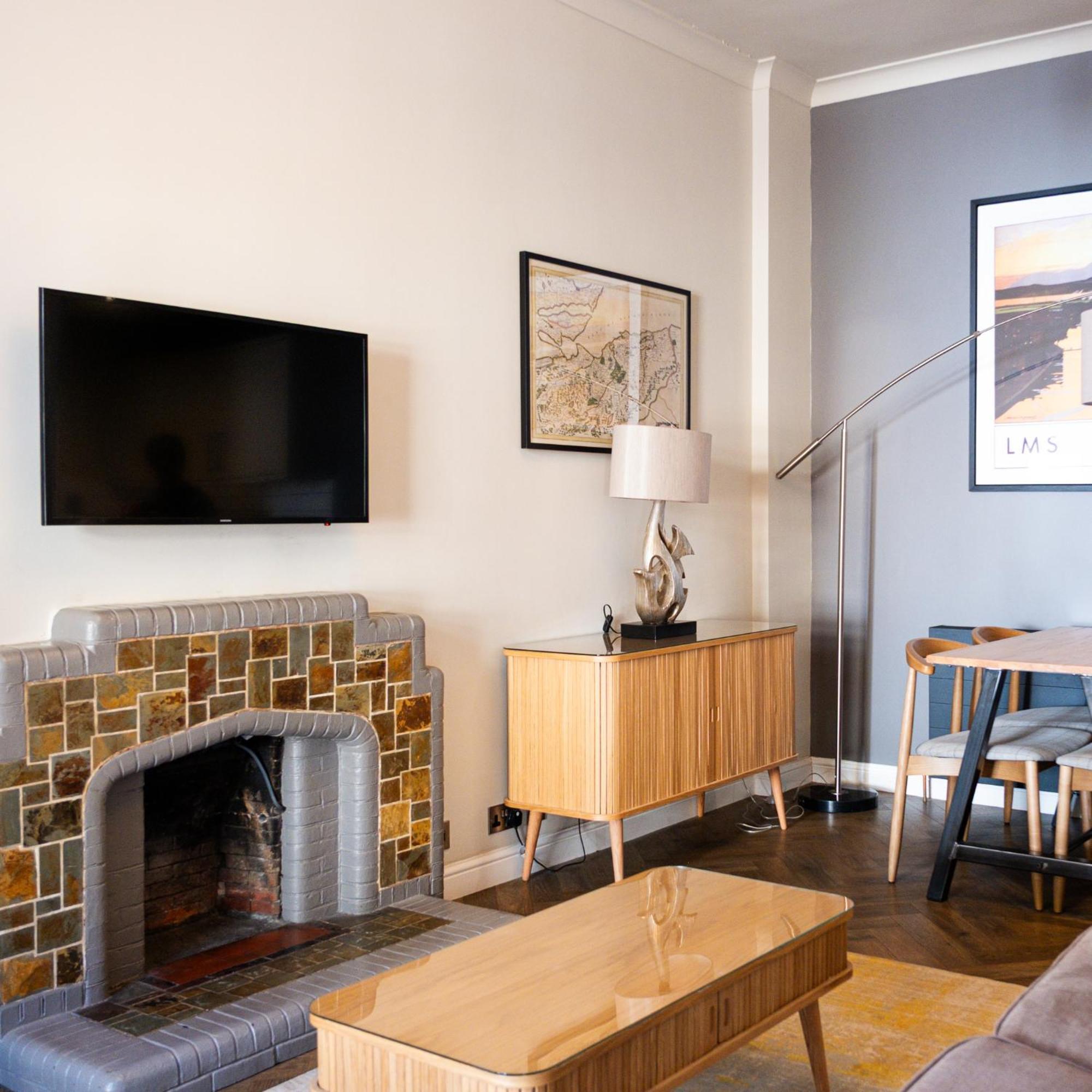 אינברנס The Glen Mhor Apartments מראה חיצוני תמונה